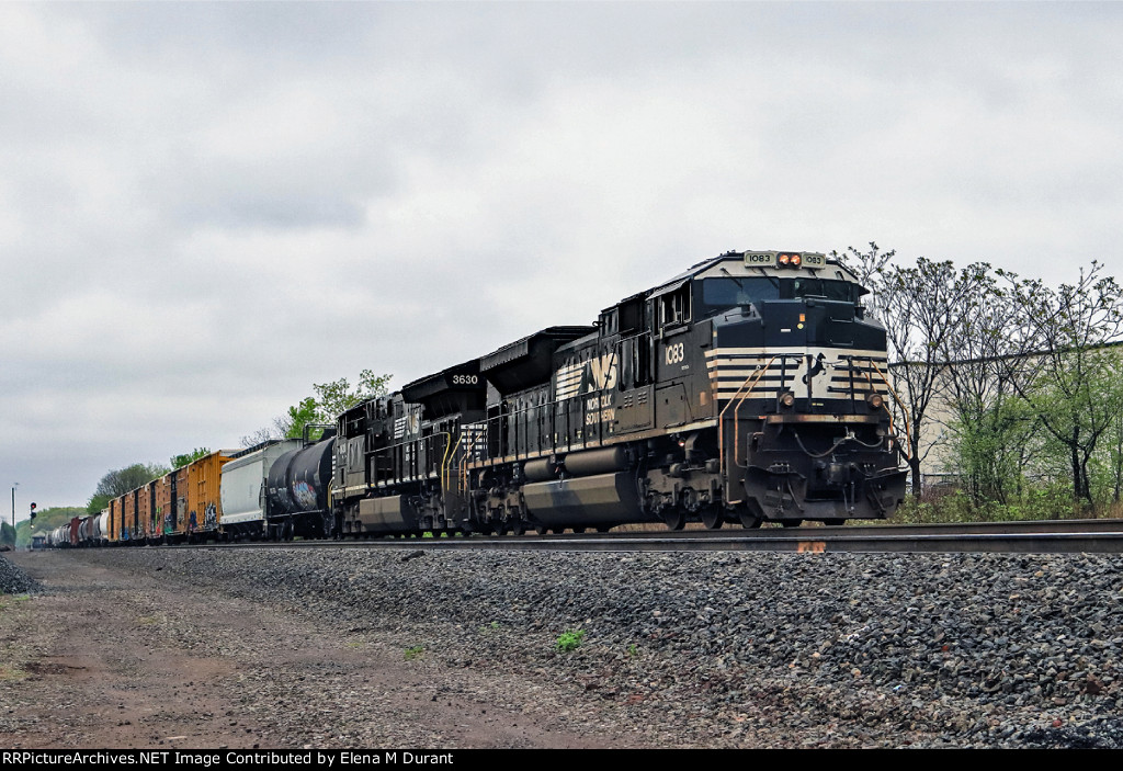 NS 1083 on K-76